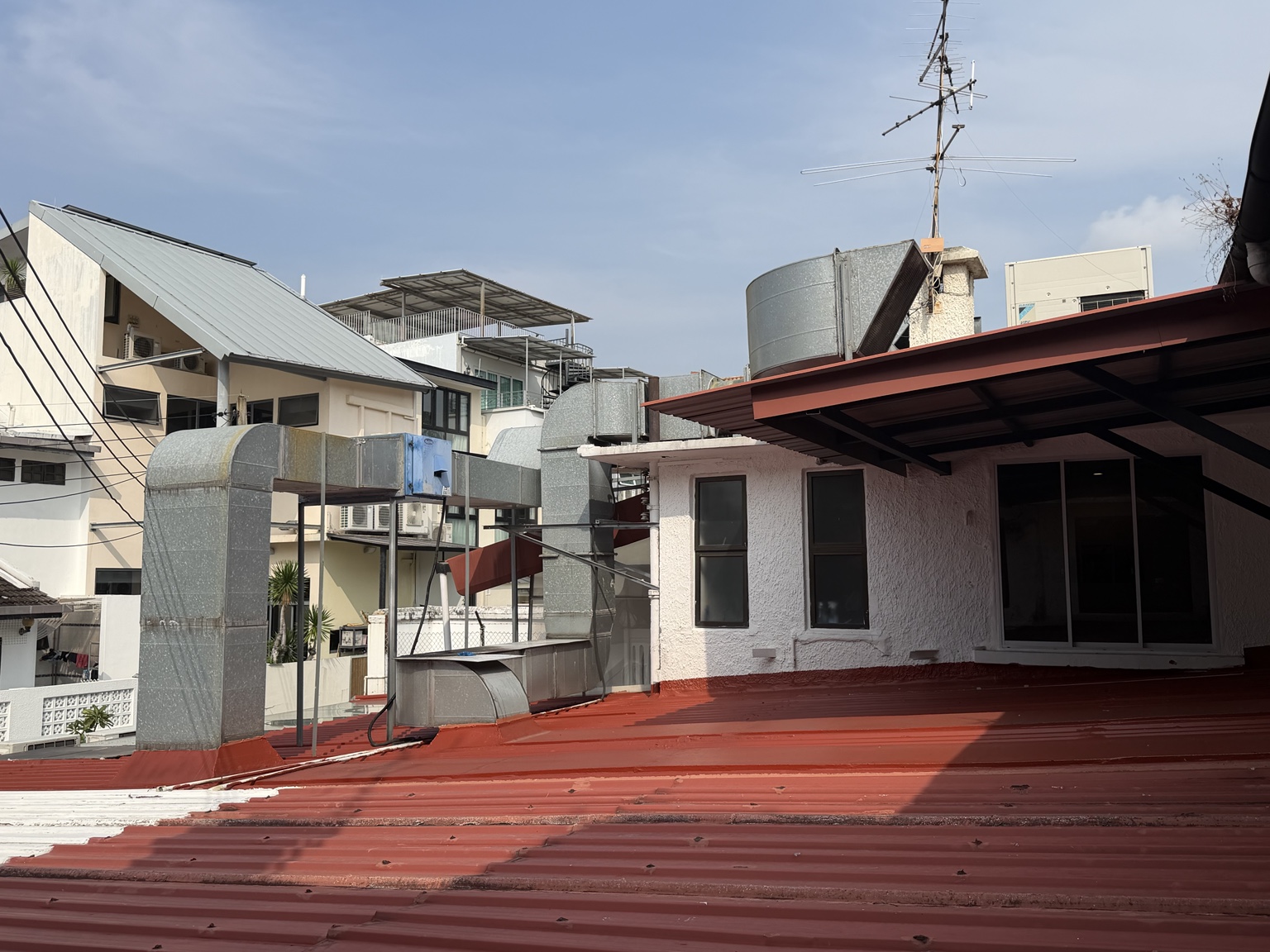 View of the exhaust ducting and rear roof from the second level